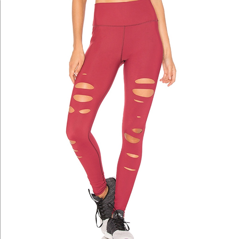ALO YOGA HIGH-WAIST RIPPED WARRIOR LEGGING